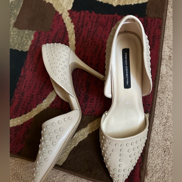 French connection beige heels - Picture 2 of 6